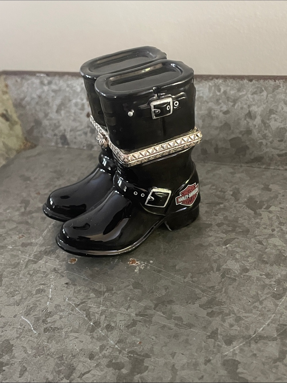 HD Black Motorcycle Boots Pillbox